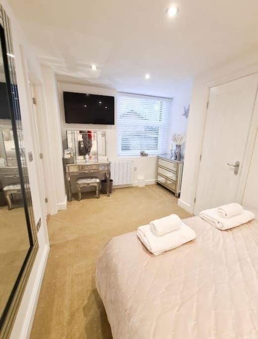 The Hideaway Luxury 5* 2 Bed Garden Apartment Scarborough Exteriér fotografie